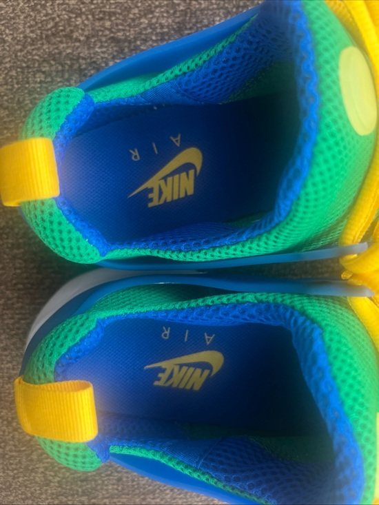 Nike Kids Teal Mesh Sneakers with Bright Yellow Accents